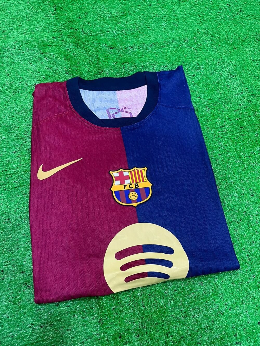 Barcelona Home Kit 24/25 (PV)