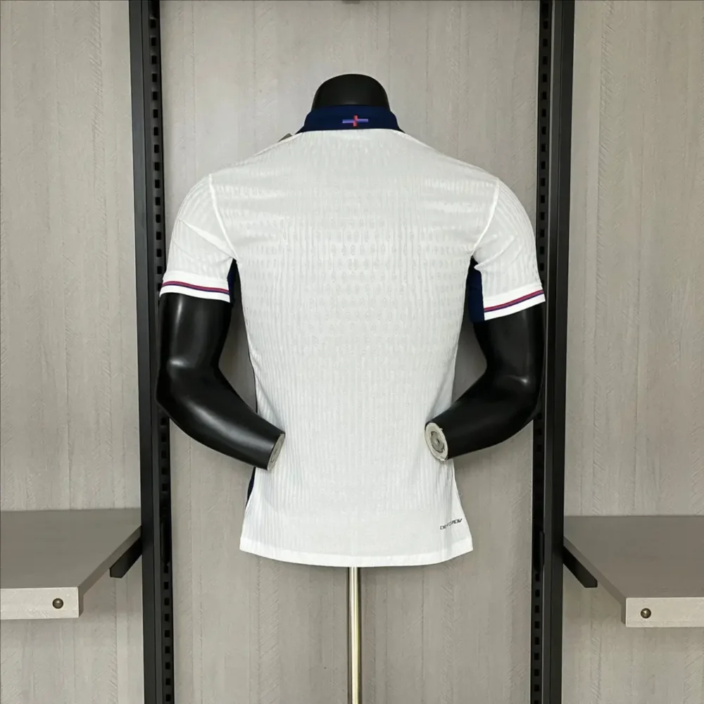 England Home Kit 24/25 (PV) - Image 4