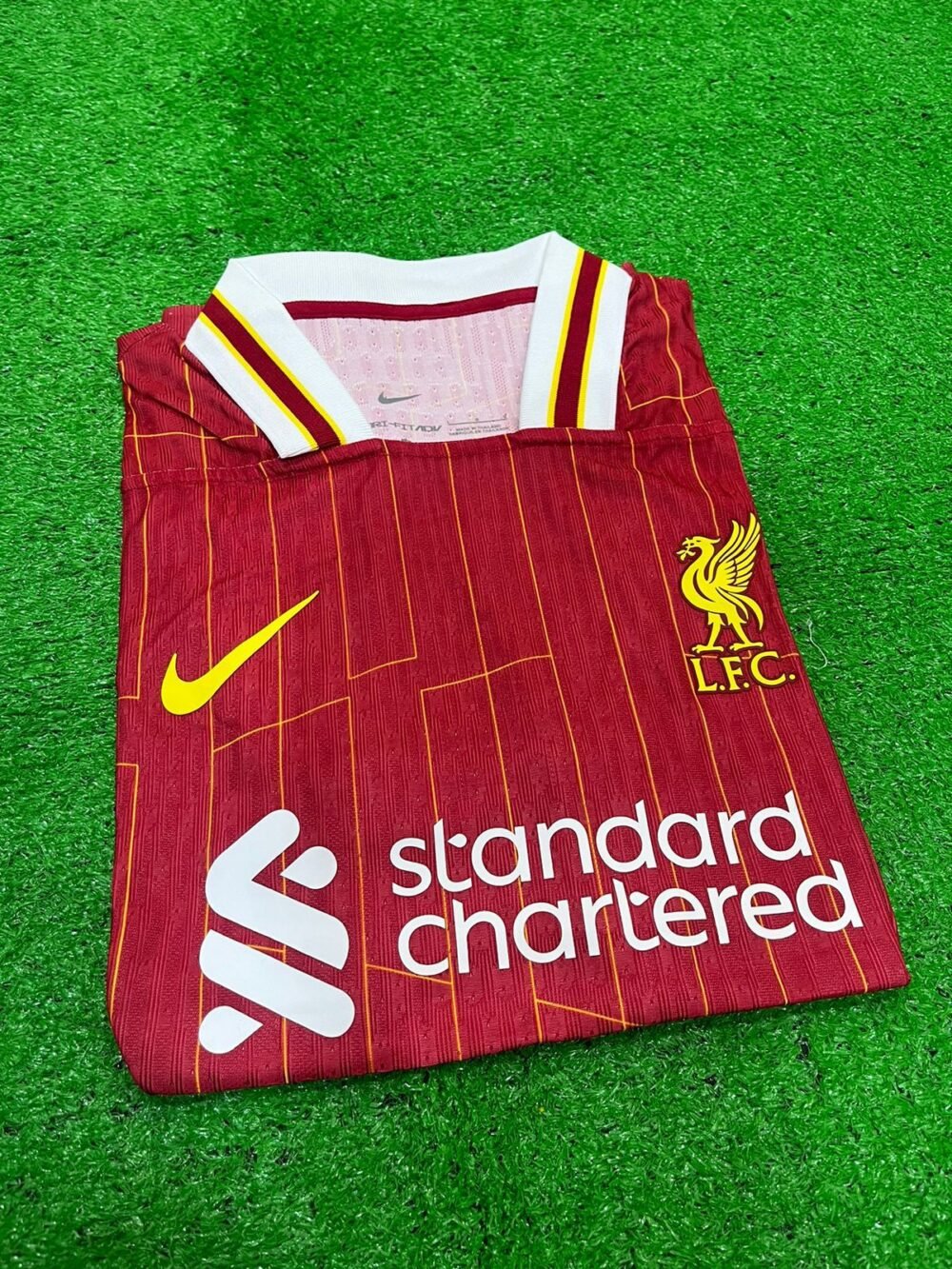 Liverpool Home Kit 24/25 (PV)