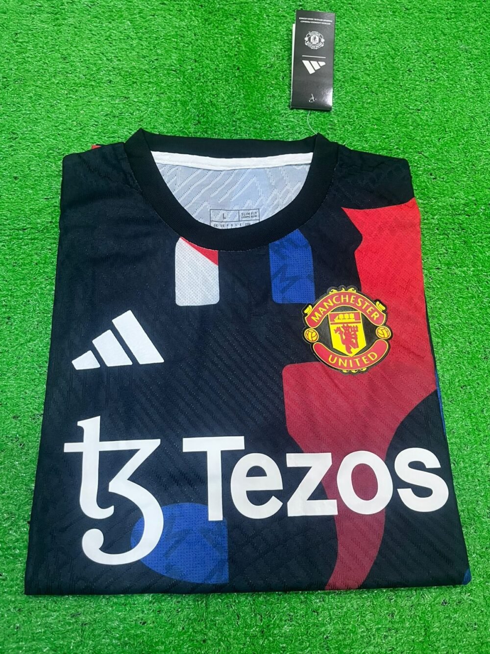 Manchester United Pre Match Kit 24/25 (PV)