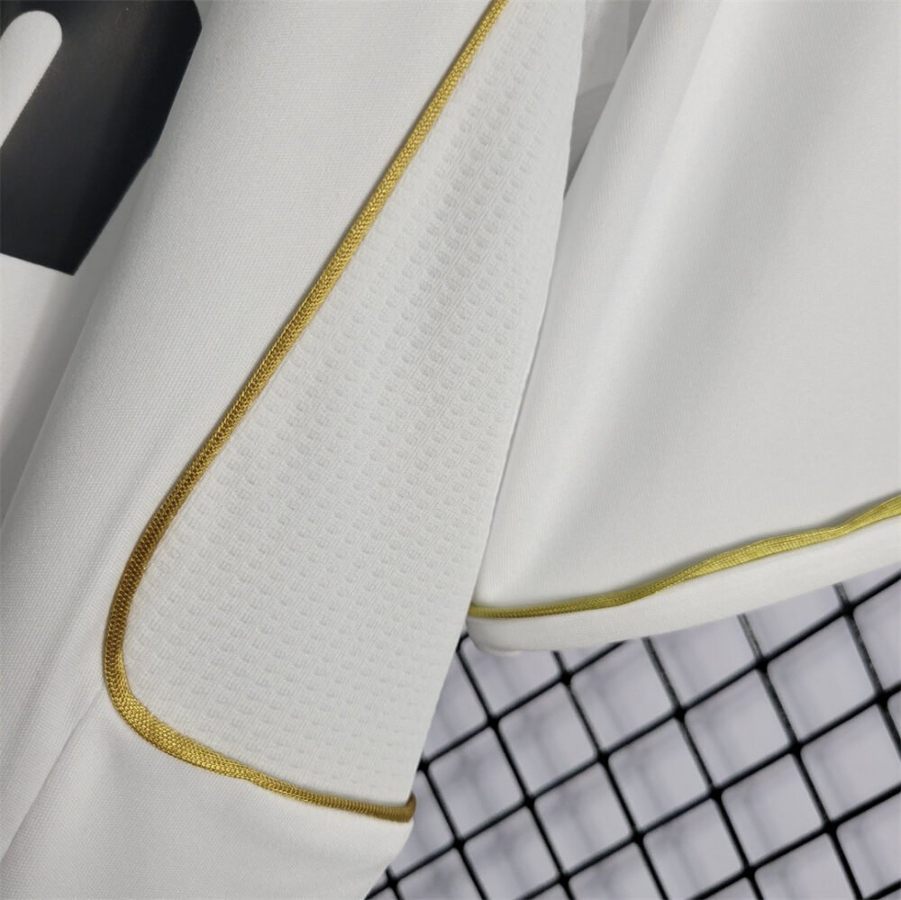 Real Madrid Home Kit 2011/12 (Half Sleeve) - Image 5