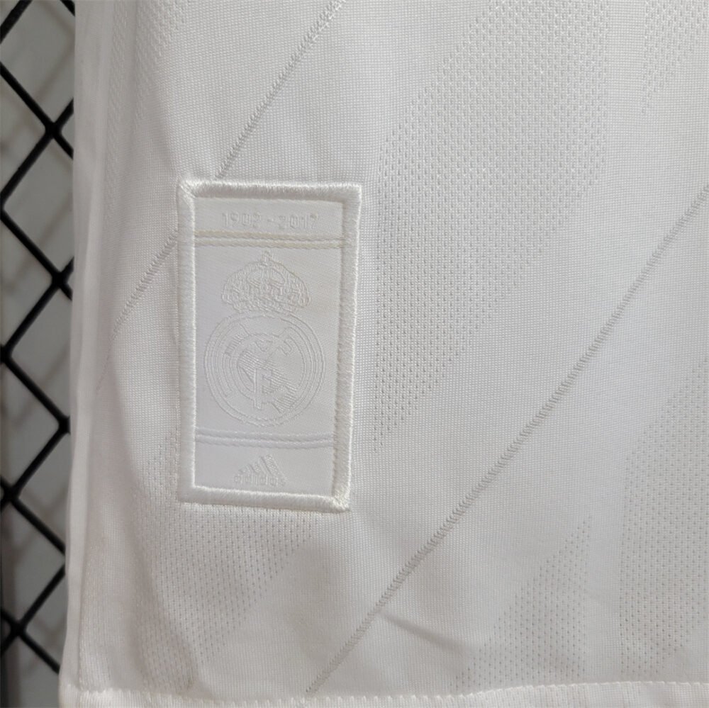 Real Madrid Home Kit 2017/18 (Half Sleeve) - Image 5