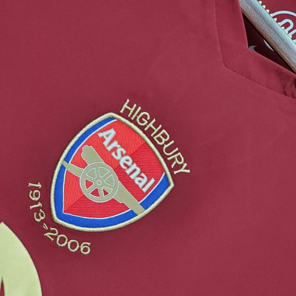 Arsenal Home Kit 2005/06 (Half Sleeve) - Image 3