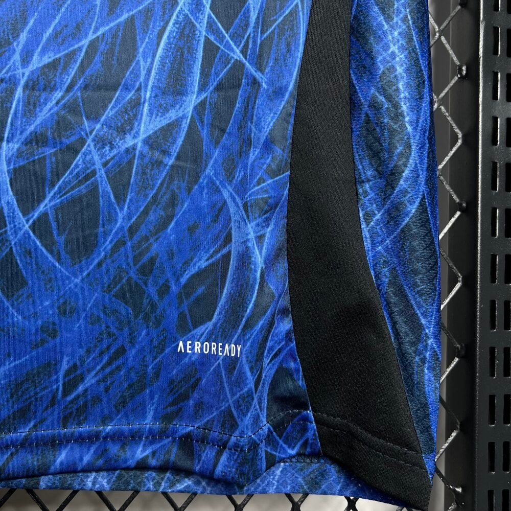 Japan x Y-3 Edition Home Kit 24/25 (FV) - Image 3