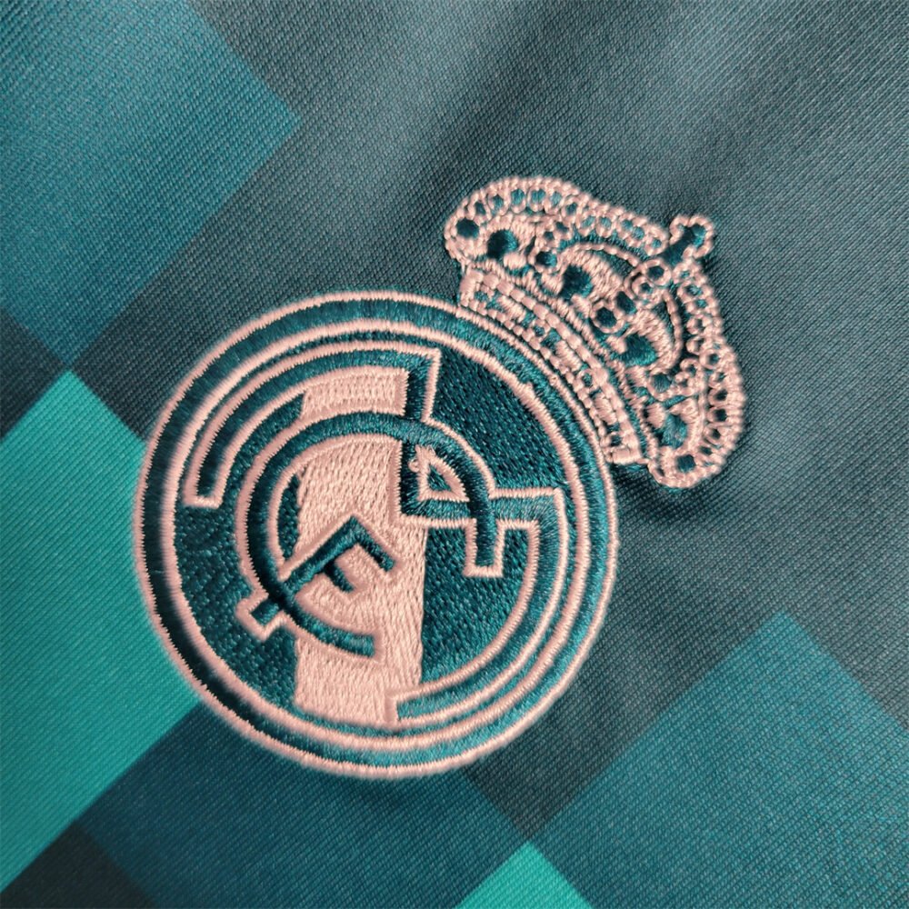 Real Madrid Third Kit 2017/18 (Half Sleeve) - Image 3