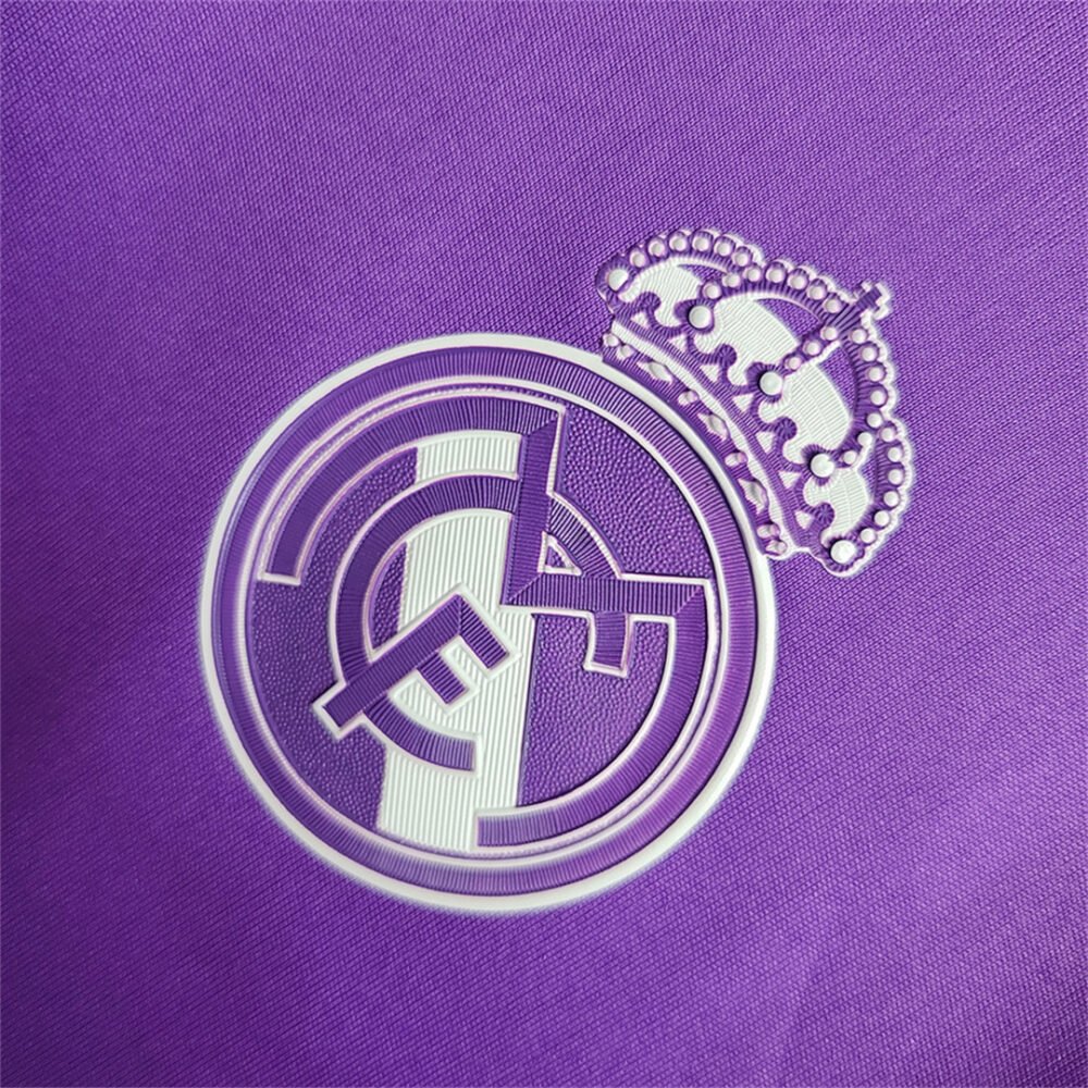 Real Madrid Away Kit 2016/17 (Full Sleeve) - Image 3