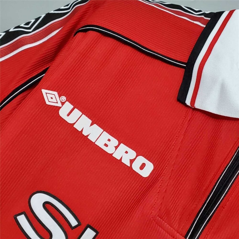 Manchester United Home Kit 1998/99 (Half Sleeve) - Image 4