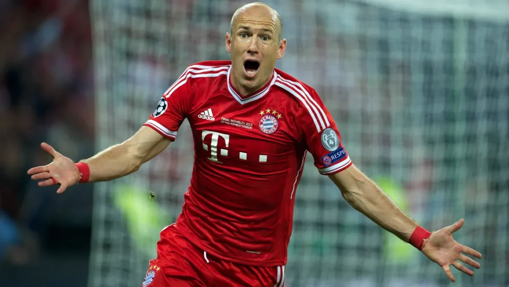 Bayern Munich Home Kit 2013/14 (Half Sleeve) - Image 2