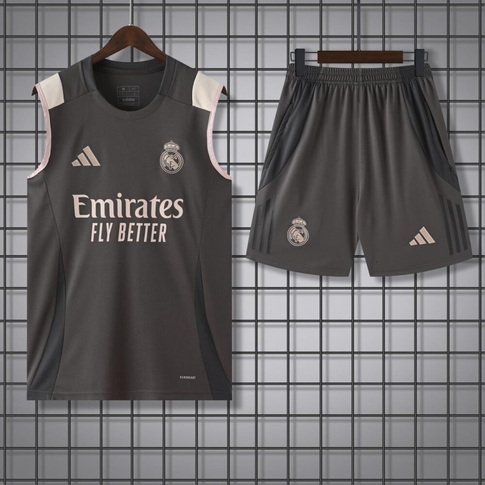 Real Madrid Trainer's Edition 24/25 (Grey)