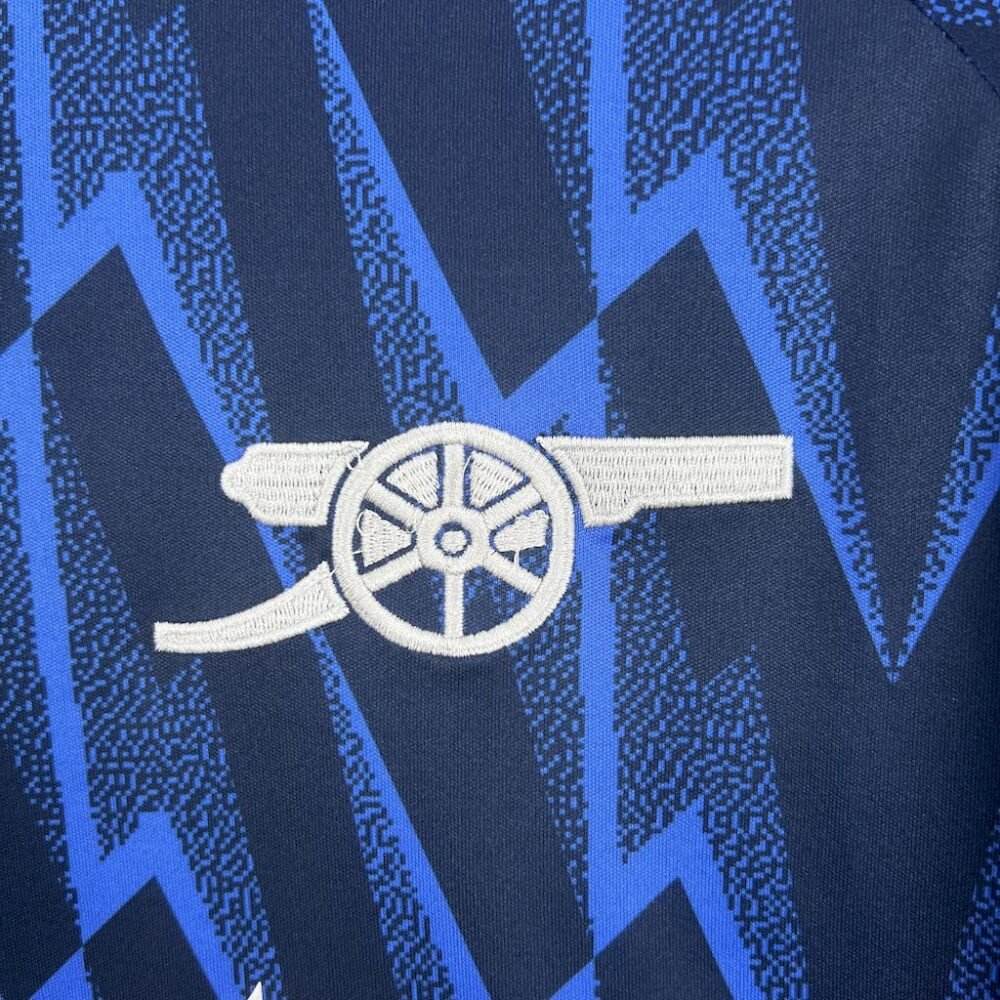 Arsenal Away Kit 25/26 (FV) - Image 2