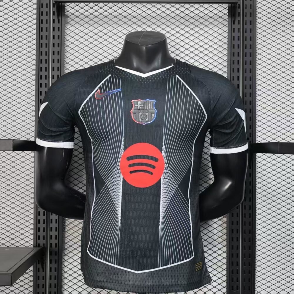 Barcelona Black & White Special Edition 25/26 (PV)