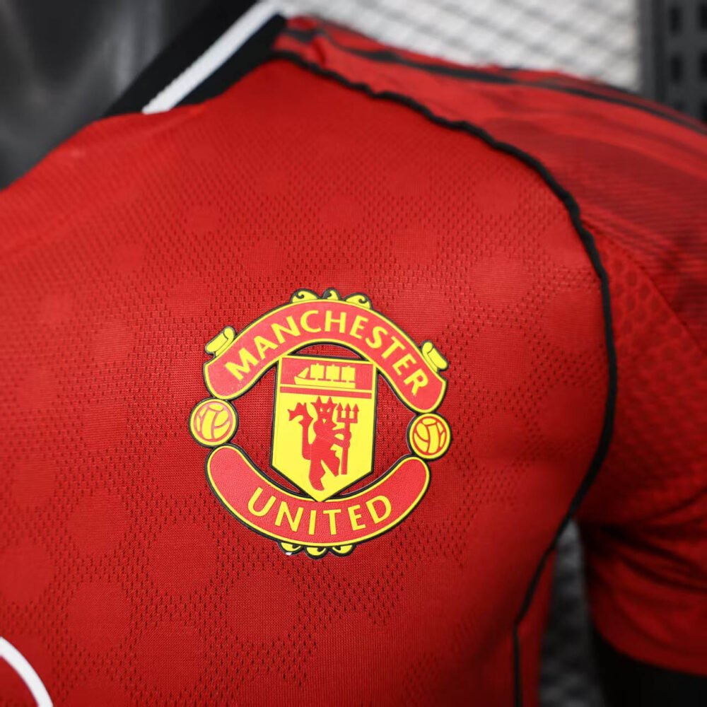 Manchester United Home Kit 25/26 (PV) - Image 2