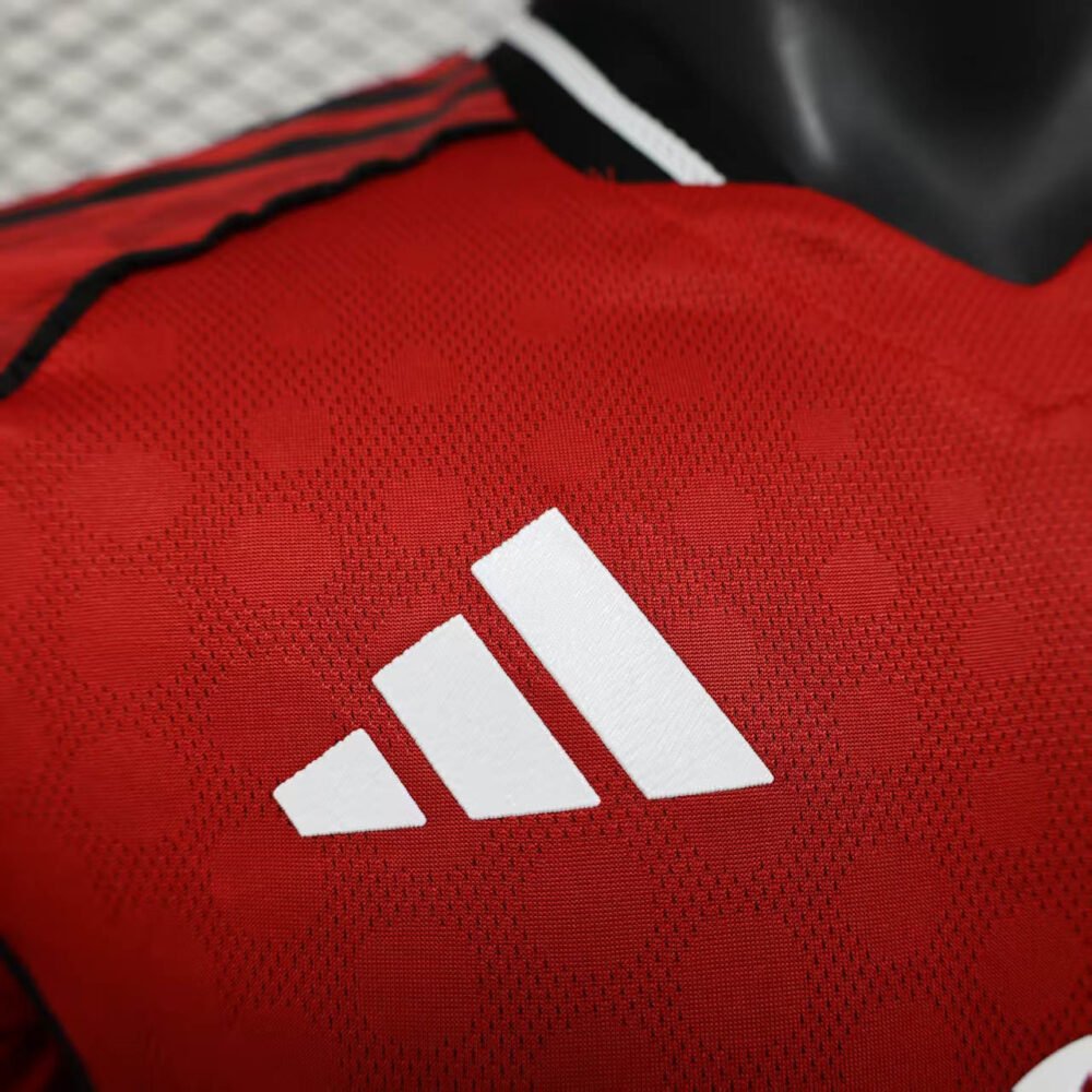 Manchester United Home Kit 25/26 (PV) - Image 3