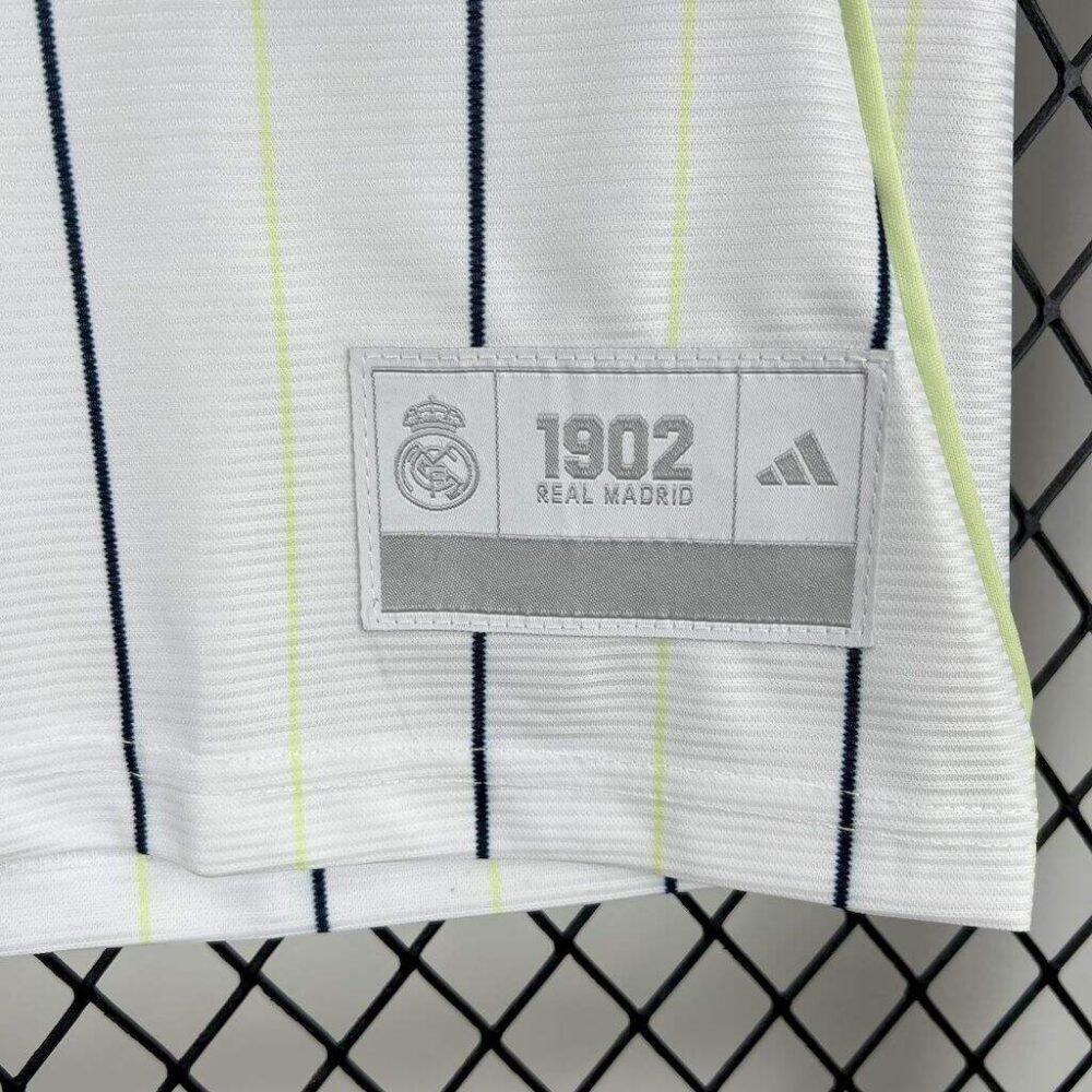 Real Madrid US Pack Shirt 25/26 - Image 5
