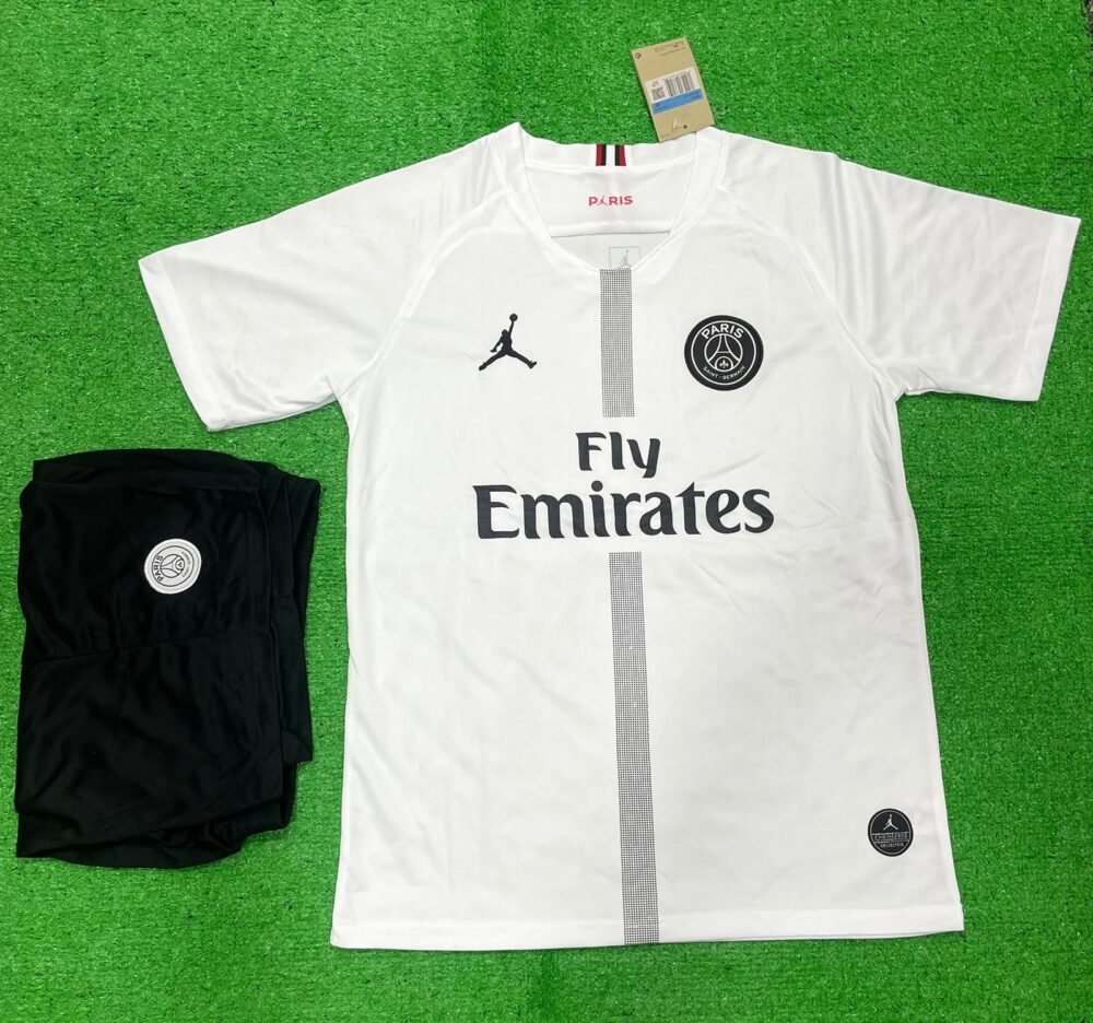Paris Saint Germain Fourth Kit 18/19 (FC SET)