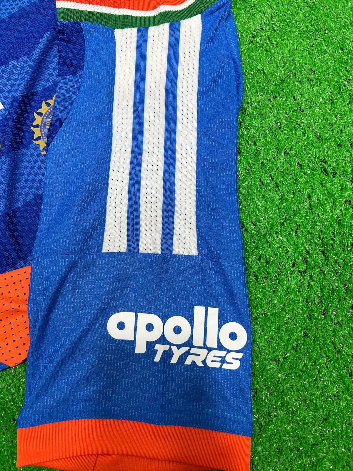 INDIA NEW T20 Cricket Jersey 25/26 (PV)(Apollo Tyres Sponsor) - Image 5