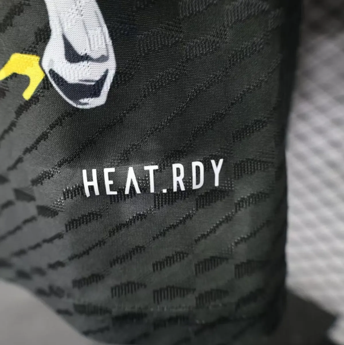 Real Madrid x Marvel Pre-Match Kit 25/26 (PV) (Black) - Image 3