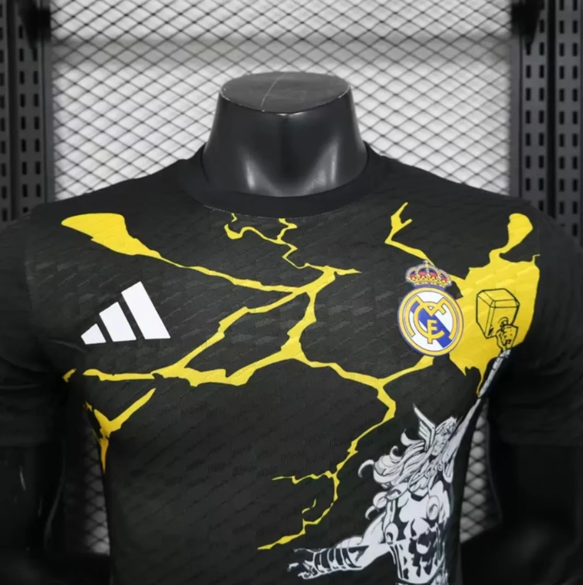 Real Madrid x Marvel Pre-Match Kit 25/26 (PV) (Black) - Image 2