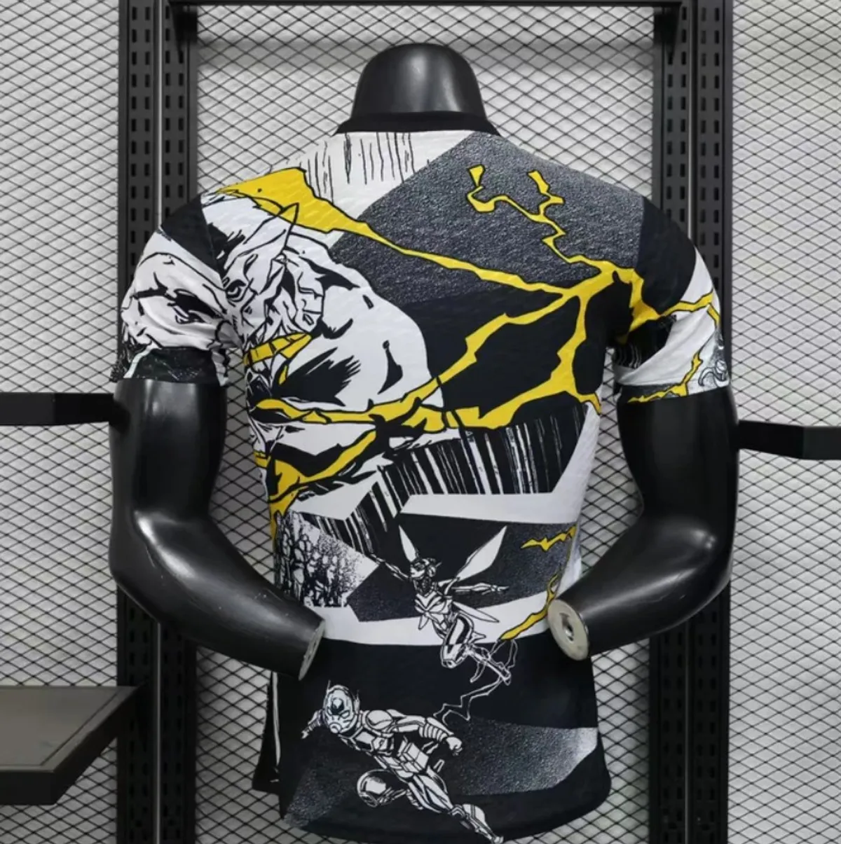 Real Madrid x Marvel Pre-Match Kit 25/26 (PV) - Image 5