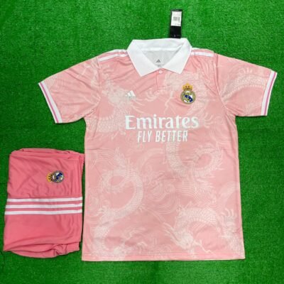 Real Madrid Pink Polo Edition 25/26 (FC SET)